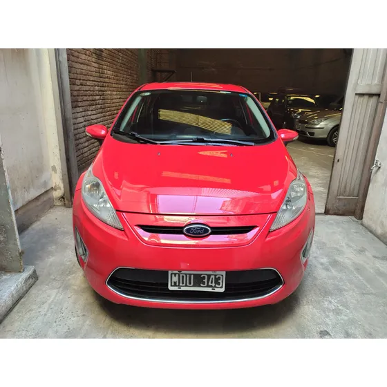 Ford Fiesta Kinetic 1.6 Design 120cv Titanium