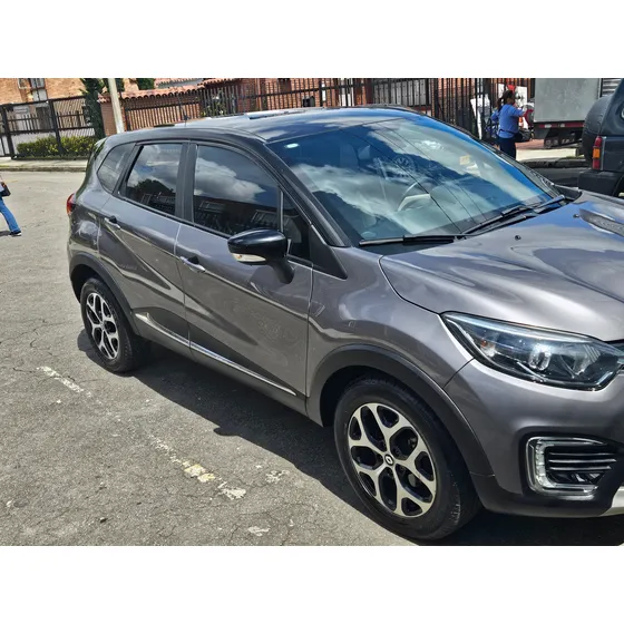 Renault Captur 2.0 Intens Automática