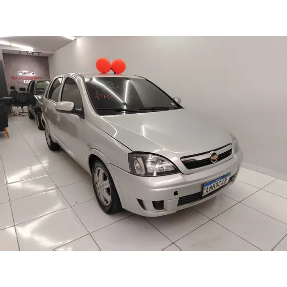 Chevrolet Corsa 1.8 Maxx Flex Power 5p