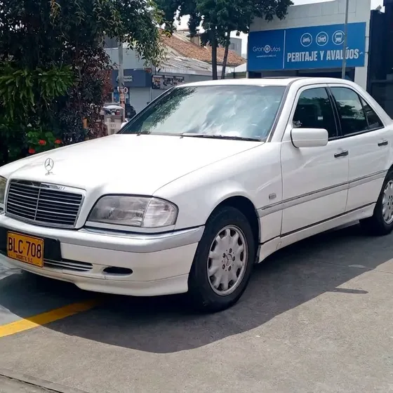 Mercedes-Benz Clase C 1998 230 2.3 Elegance Kompressor