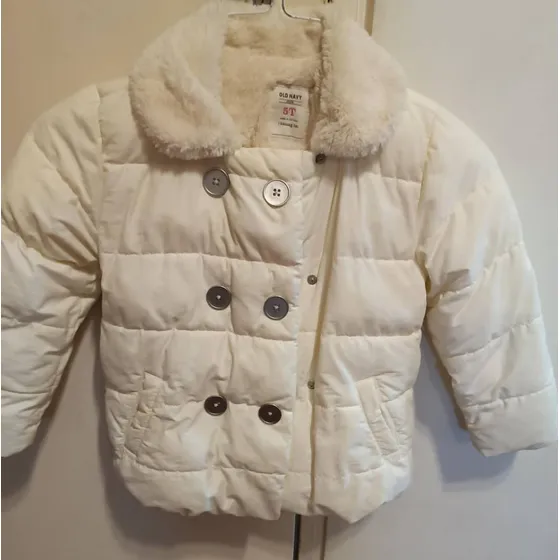 Chaqueta Blanca Para Niña Talla 5, Usada Marca Old Navy