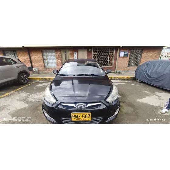 Hyundai Accent 1.4l 4 P