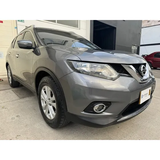 Nissan X-trail 2.5 Advance
