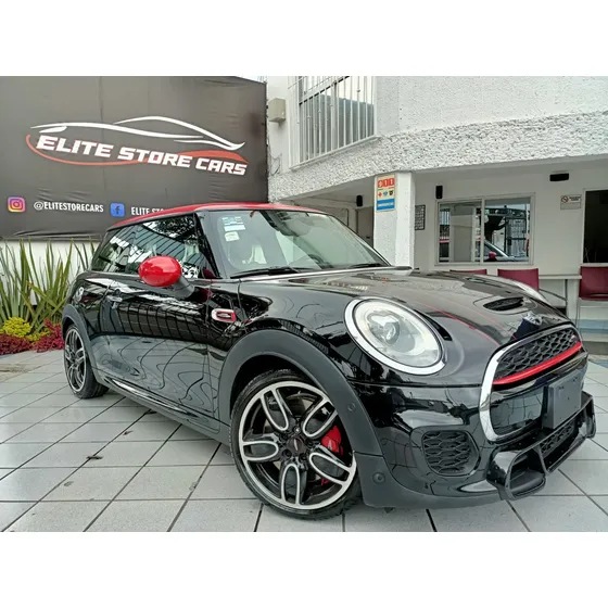 Mini John Cooper Works 2.0 Hot Chilli At