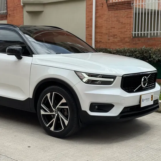 Volvo Xc40 2022 2.0 Hibrid