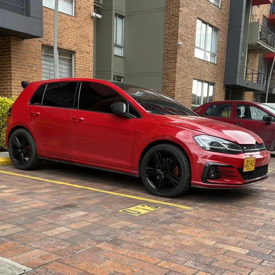 Volkswagen Golf Volkswagen Golf Gti Perfomance 2.0 Turbo Mk7 Volkswagen Golf Volkswagen Golf Gti Perfomance 2.0 Turbo Mk7