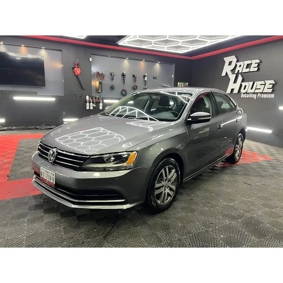 Volkswagen Jetta 2.5 Trendline At