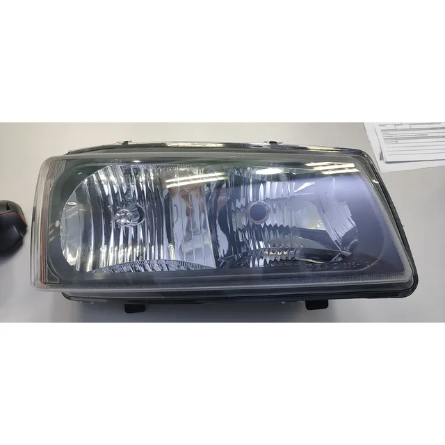 Faro Del Derecho Chevrolet Silverado - Cheyenne 2003-2007
