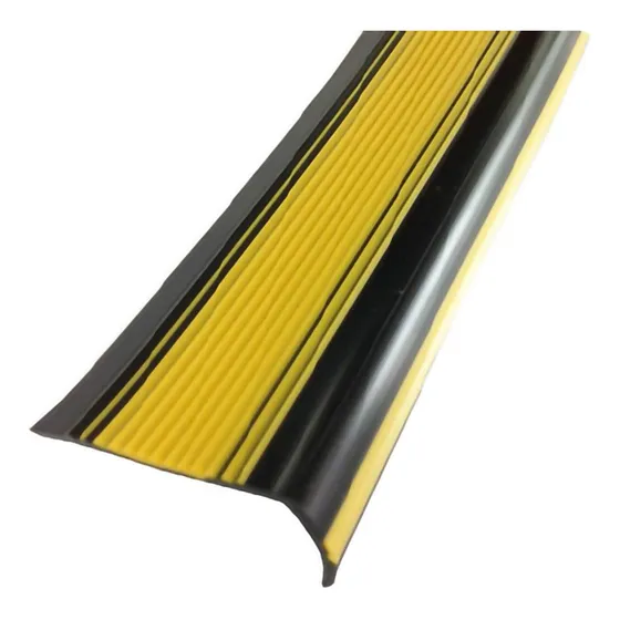Nariz De Grada Seguridad Escalera Pvc 50x25mm 3mts Dvp Color Negro