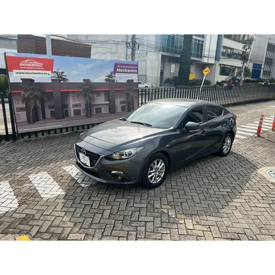 Mazda 3 2.0 Touring