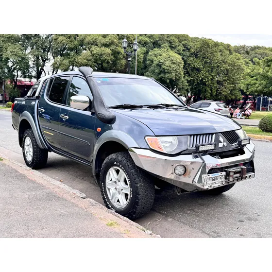 Mitsubishi L200 2.5 Did Cab Doble 4x4