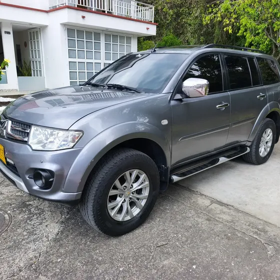 Mitsubishi Nativa 2016 3.5 L At