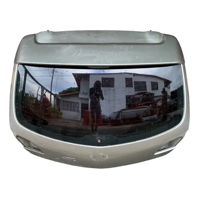 Compuerta Trasera De Mazda 3 Hatchback 10-13 C/vidrio Usado