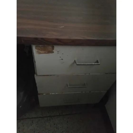 Escritorio De Madera Y Metal 3 Gaveta Con Llaves