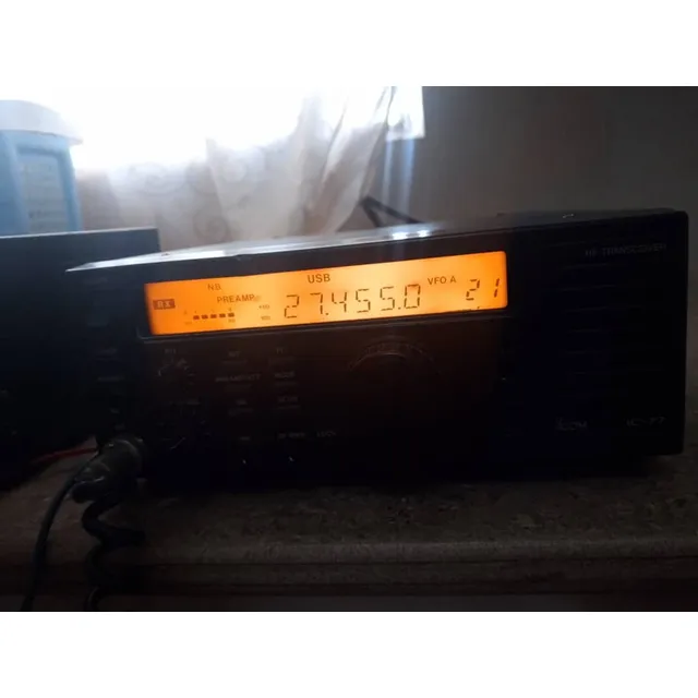 Radio Hf Icom Ic-77 Radioaficionado
