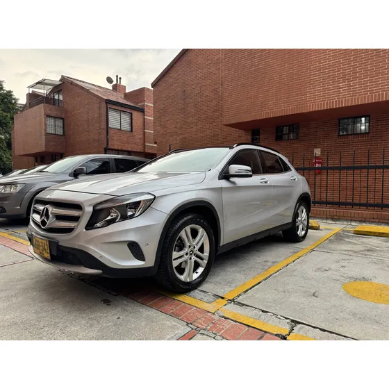 Mercedes-benz Clase Gla 1.6 Urban