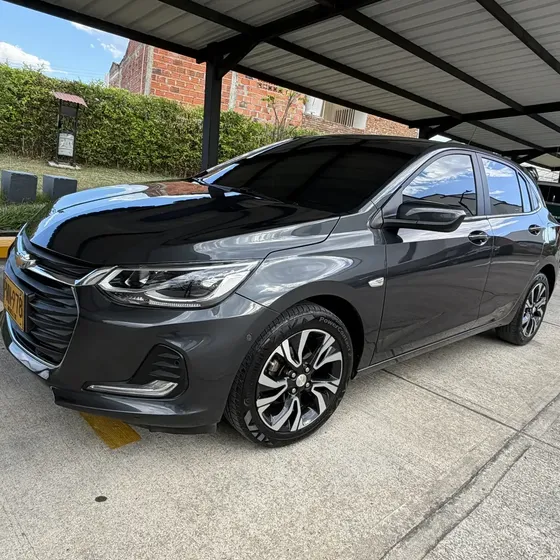 Chevrolet Onix 2025 1.0t Premier Hatch At