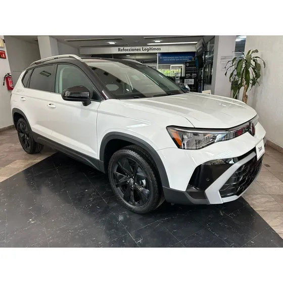 Volkswagen Taos 1.4 Tsi Highline At