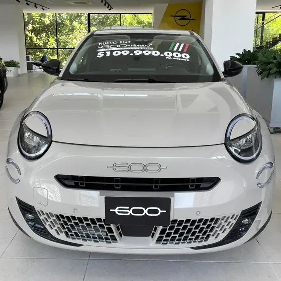 Fiat 600 Hybrid 2026 1.2 T