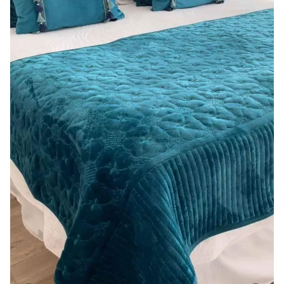 Piecera Plush Para Cama De 2p Y King 210 * 90 Cms Colores 