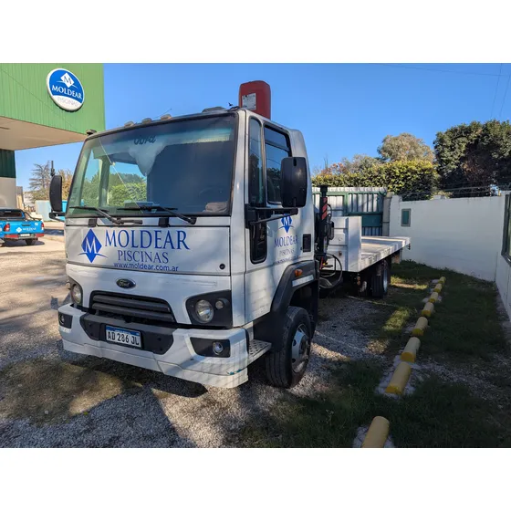 Camión Ford Cargo C1119 C/ Grua. Listo P/ Transferir. Oportu