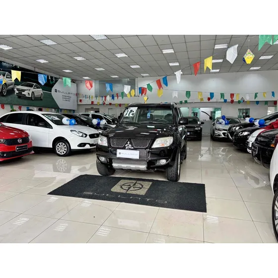 Mitsubishi Pajero Tr4 2.0 4x2 16v 140cv Flex 4p Automático