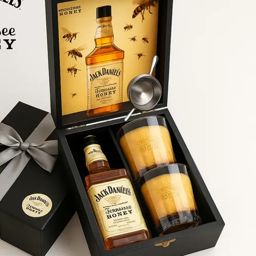 Kit Johnnie Walker Black Label 750ml + Copo Stanley | MercadoLivre