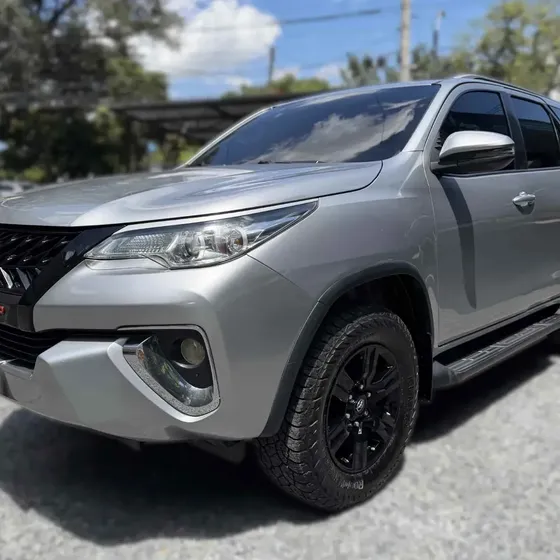 Toyota Fortuner 2017 2.8l