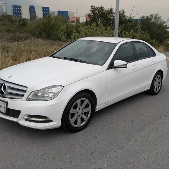 Mercedes-Benz Clase C 2014 1.8 180 Cgi Nav At