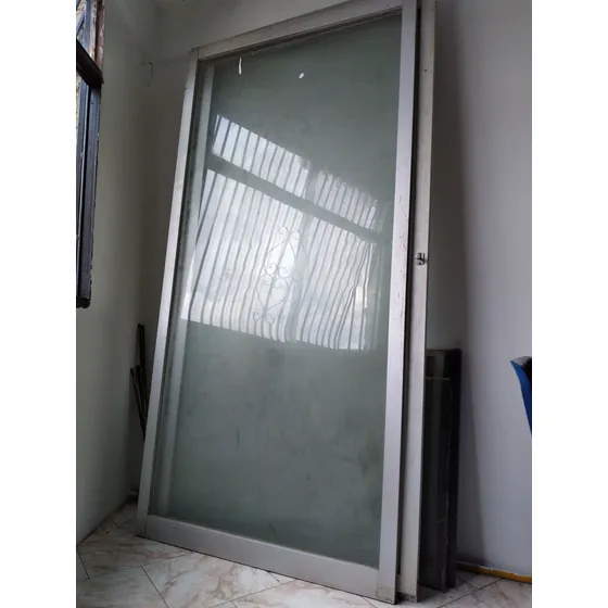 Puertas De Vidrio Para Cerramiento De Balcones Y Terrazas