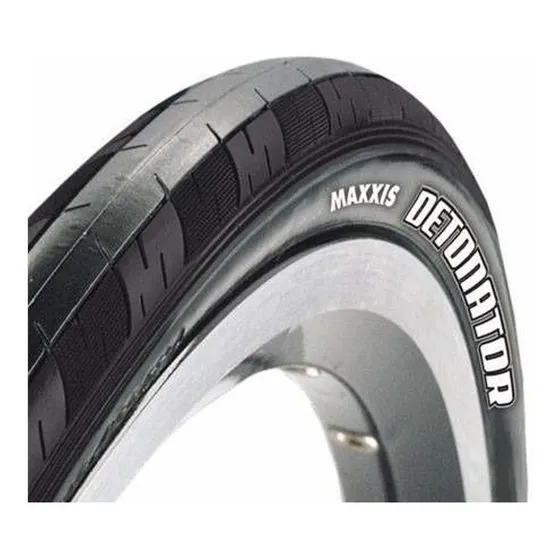 Cubierta Maxxis Detonator Bicicleta De Ruta 700x25 Alambre