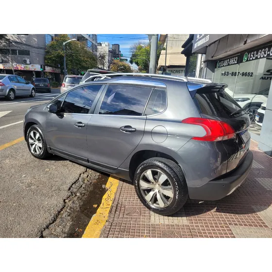 Peugeot 2008 1.6 Feline