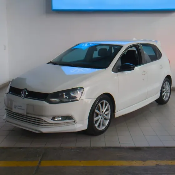Volkswagen Polo 2019 1.6 L4 Sound Tiptronic At