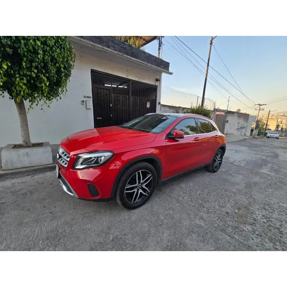 Mercedes-benz Clase Gla 1.6 200 Cgi Sport At