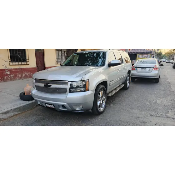 Chevrolet Suburban D Piel Aa Dvd Qc 4x4 At
