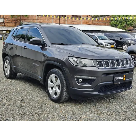 Jeep Compass 2.4 4x2 Longitud Aut usado en Medellín