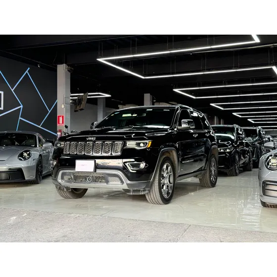 Jeep Grand Cherokee 5.7 Limited Lujo Advance 4x4 At