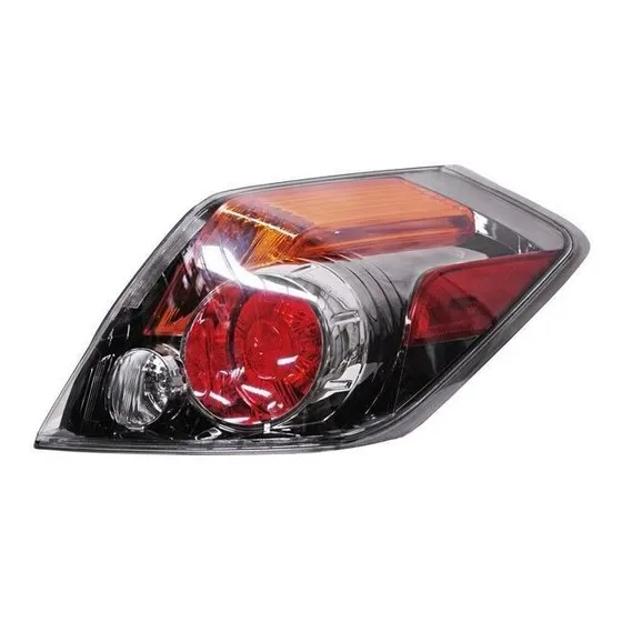 Calavera Nissan Altima 2010 - 2012 Derecha Tyc 4 Puertas