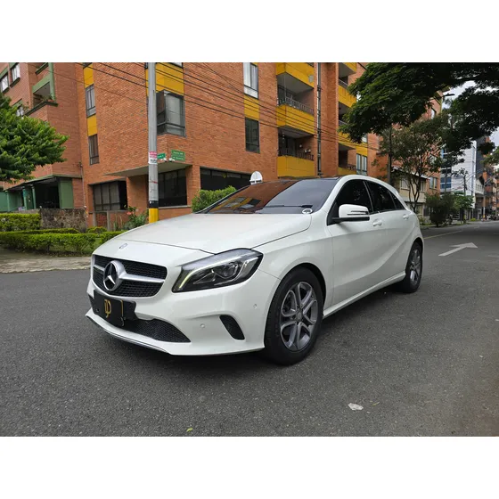 Mercedes-benz Clase A 1.6 A 200 Essential