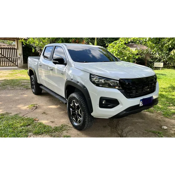 Fiat Titano 2.2 Volcano Cab. Dupla 4x4 Aut. 4p