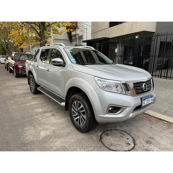 Nissan Frontier 2.3 Le Cd 4x2 Mt