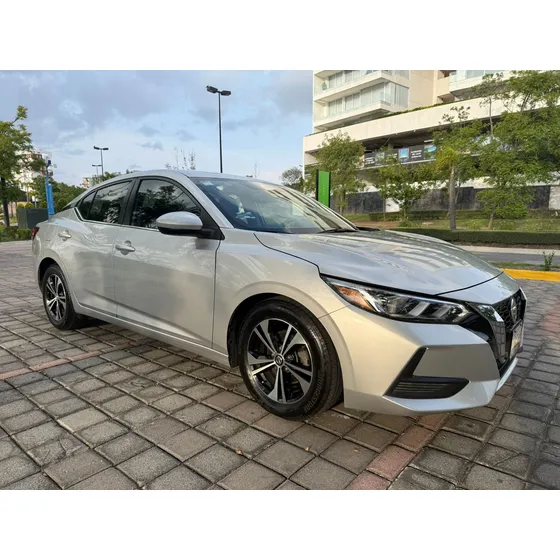 Nissan Sentra 2.0 Sense Mt