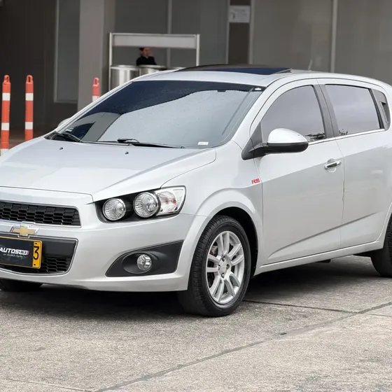 Chevrolet Sonic 2015 1.6 Lt 4 P