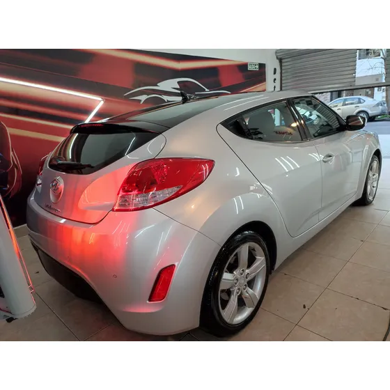 Hyundai Veloster 1.6 130cv At