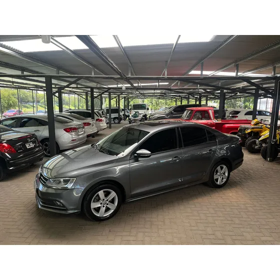 Volkswagen Vento 1.4 Comfortline 150cv