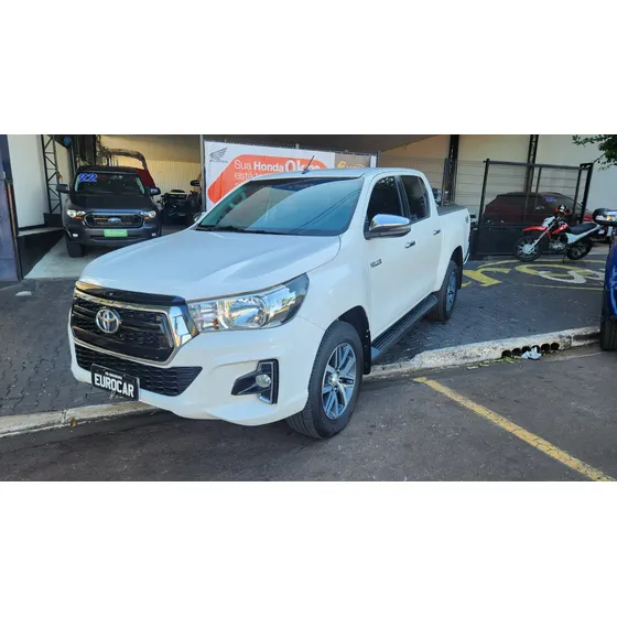 Toyota Hilux 2.8 Tdi Srv Cab. Dupla 4x4 Aut. 4p