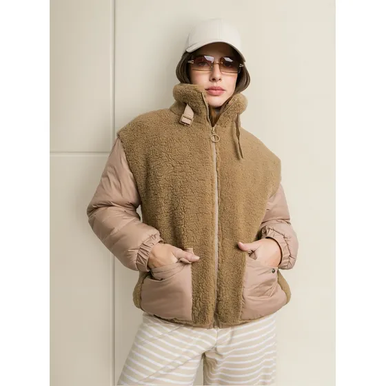 Campera Mujer Benka Dolly Cuello Alto Corderito Bolsillos