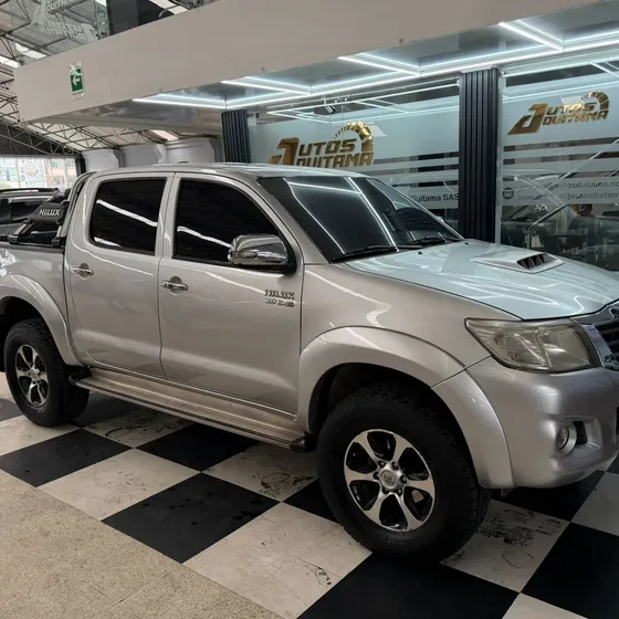 Toyota Hilux 2014 3.0 Srv