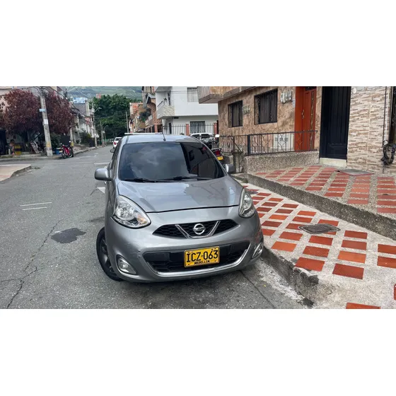 Nissan March 1.6 Advance