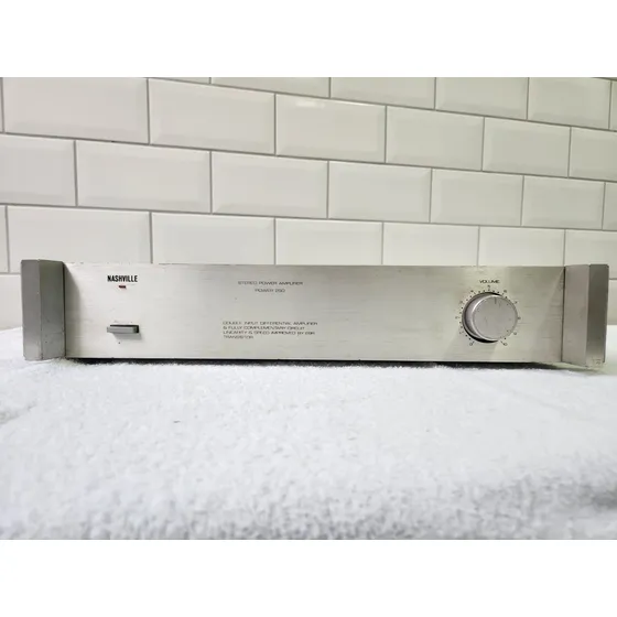 Potencia Amplificador Mod. Power 250 Com Alças Padrão 19  Prata 200 W